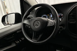 musta Mercedes-Benz Vito 2023 kuva 14.