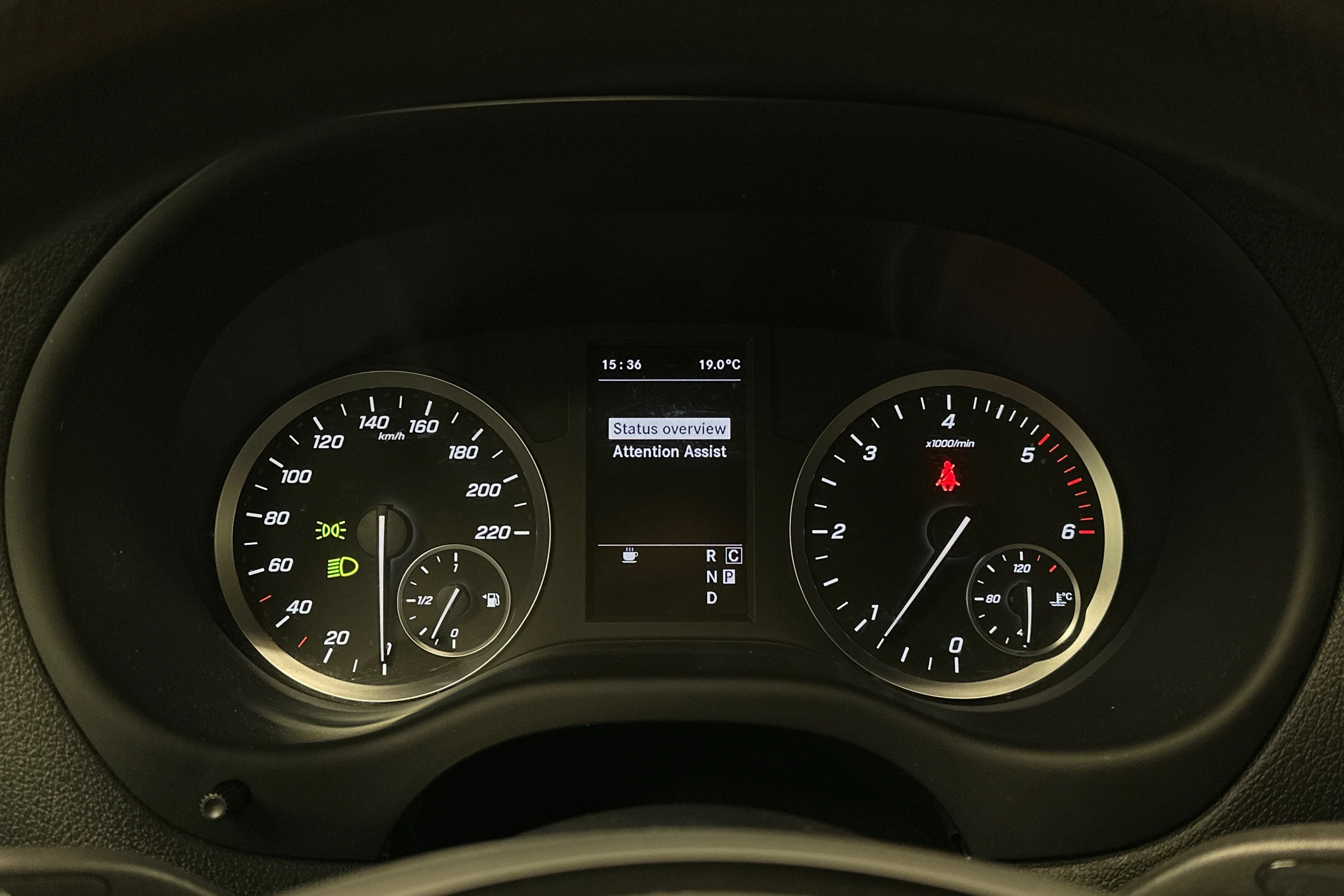 musta Mercedes-Benz Vito 2023 kuva 18.