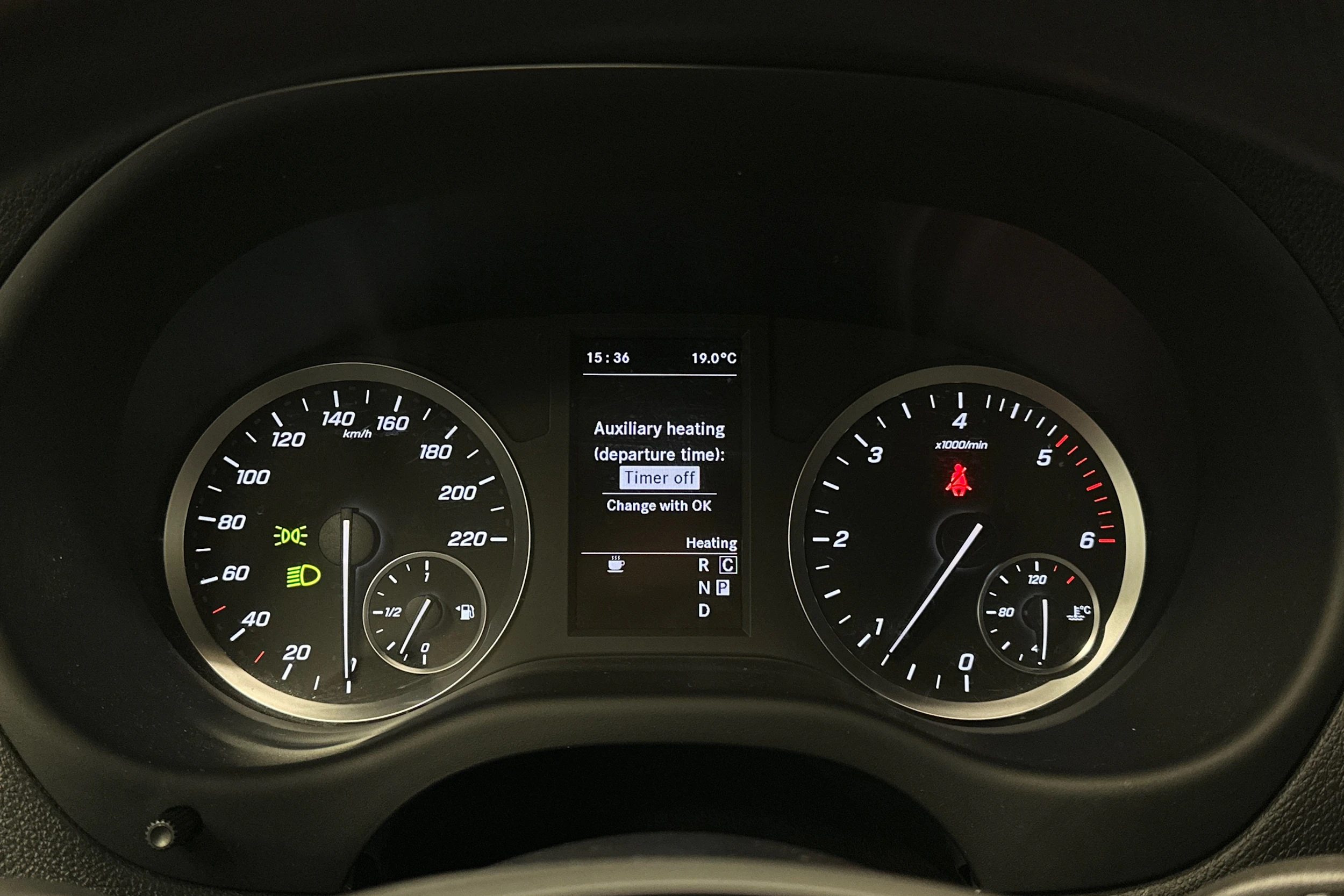 musta Mercedes-Benz Vito 2023 kuva 19.