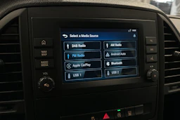 musta Mercedes-Benz Vito 2023 kuva 20.