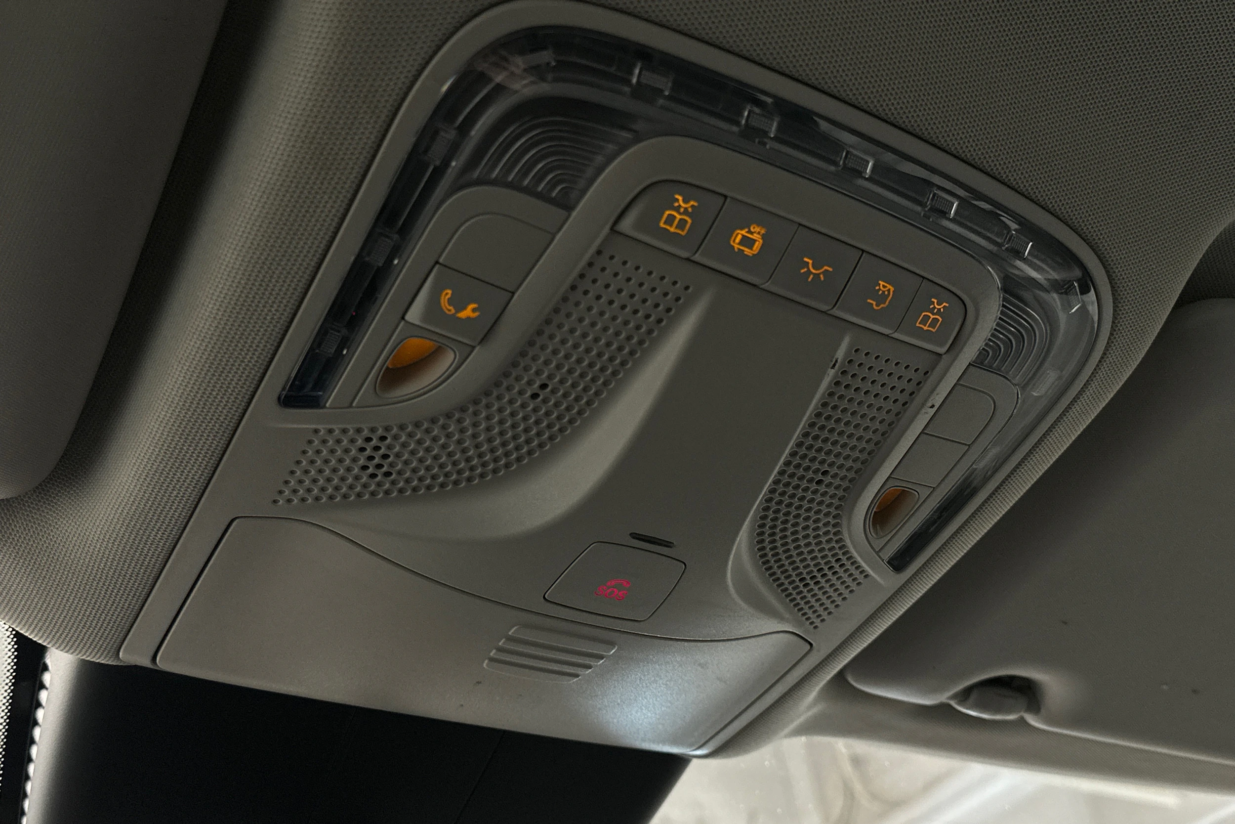 musta Mercedes-Benz Vito 2023 kuva 23.