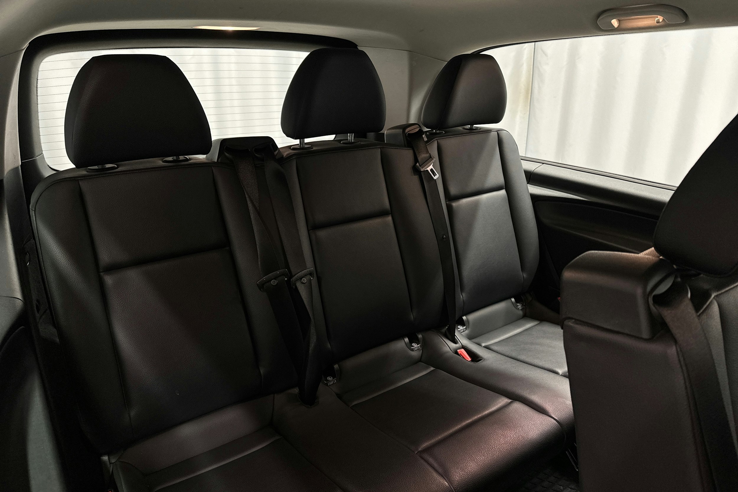 musta Mercedes-Benz Vito 2023 kuva 13.