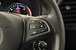 musta Mercedes-Benz Vito 2023 kuva 17.