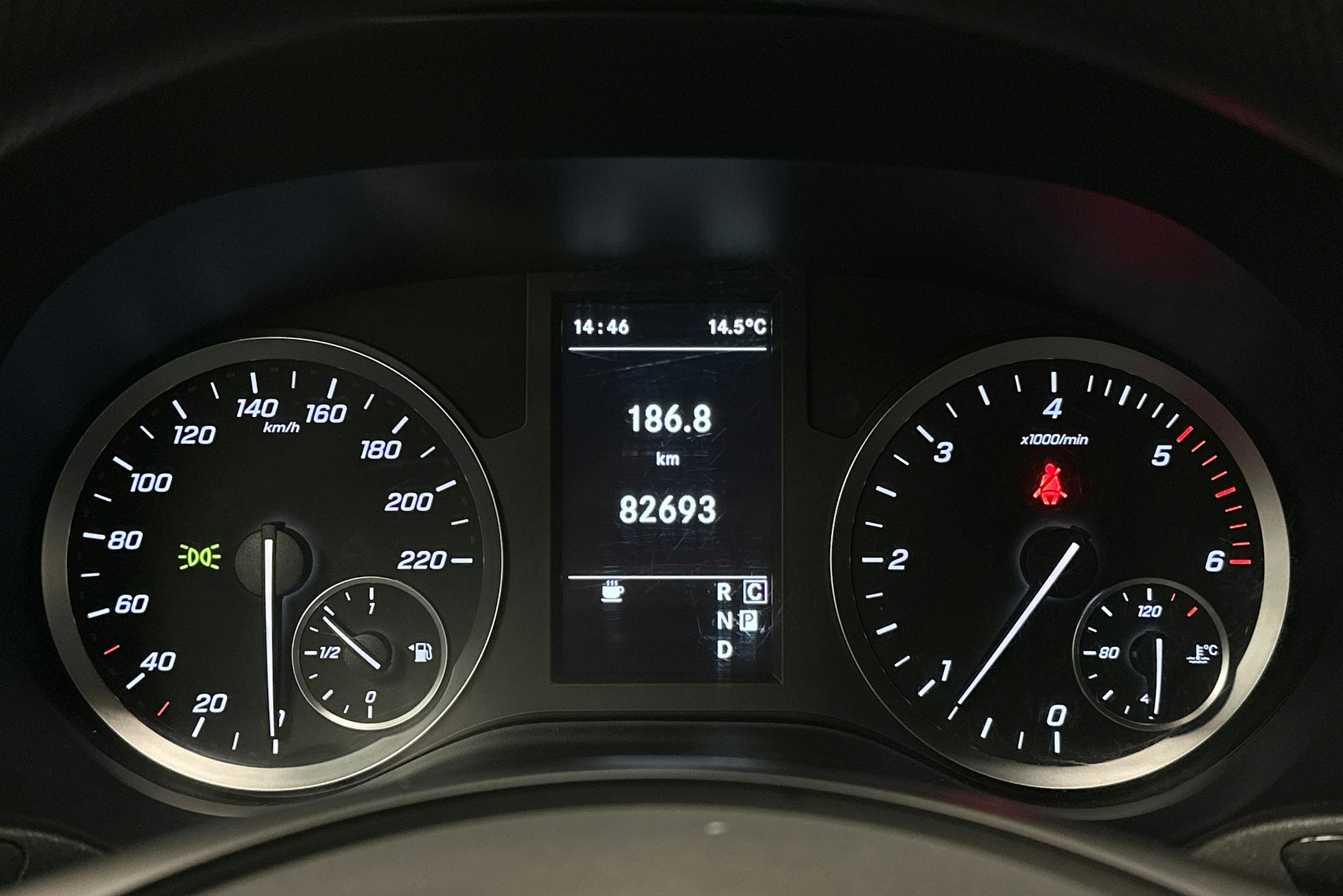 musta Mercedes-Benz Vito 2023 kuva 19.