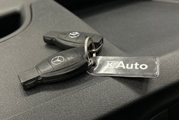 musta Mercedes-Benz Vito 2023 kuva 25.