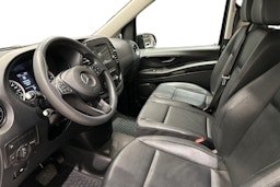 musta Mercedes-Benz Vito 2023 kuva 7.