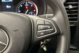 musta Mercedes-Benz Vito 2023 kuva 18.