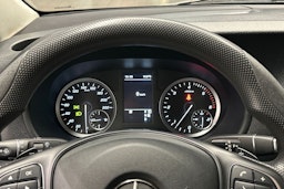 musta Mercedes-Benz Vito 2023 kuva 19.