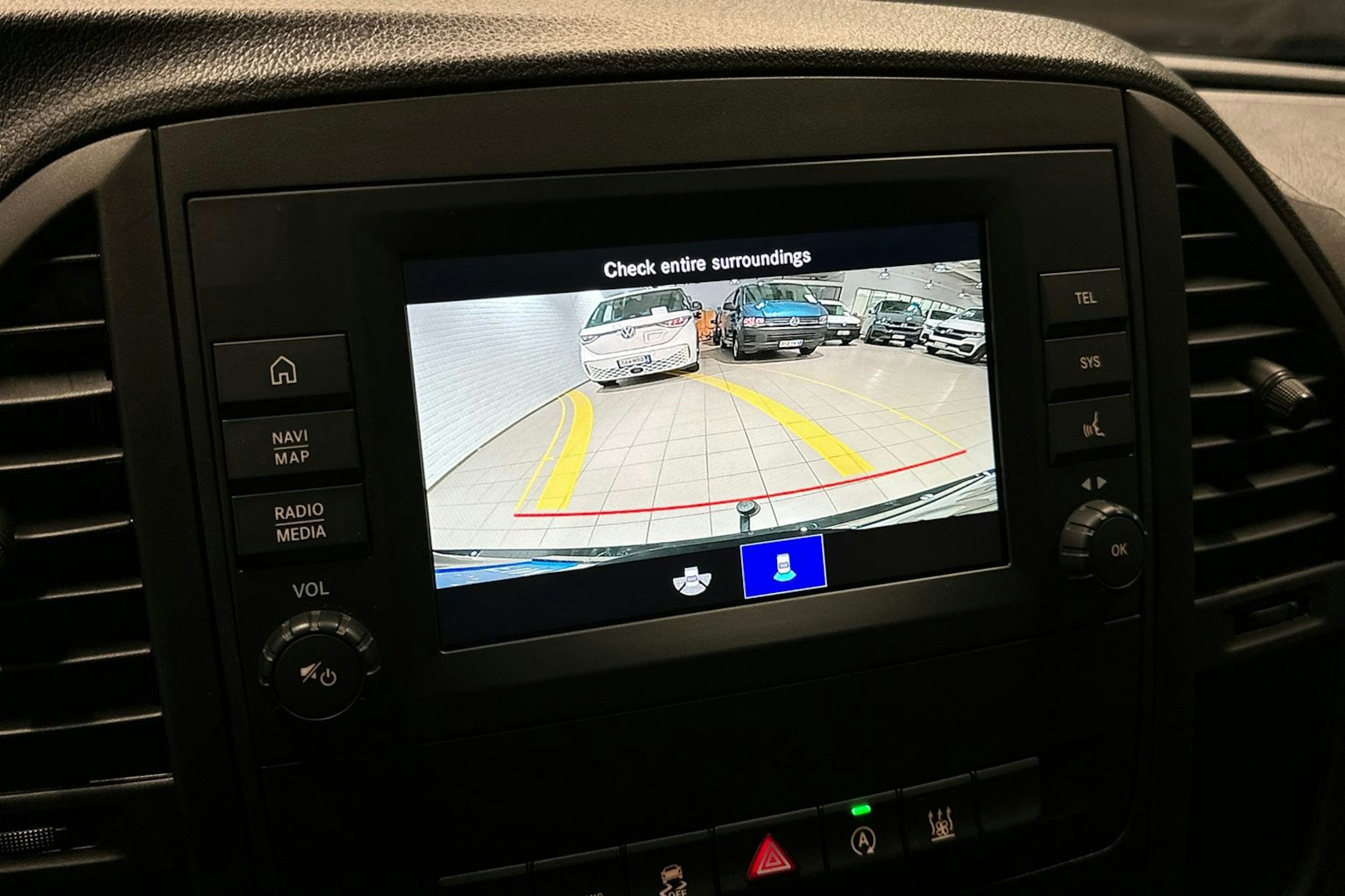 musta Mercedes-Benz Vito 2023 kuva 21.