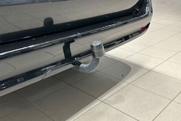 musta Mercedes-Benz Vito 2023 kuva 34.