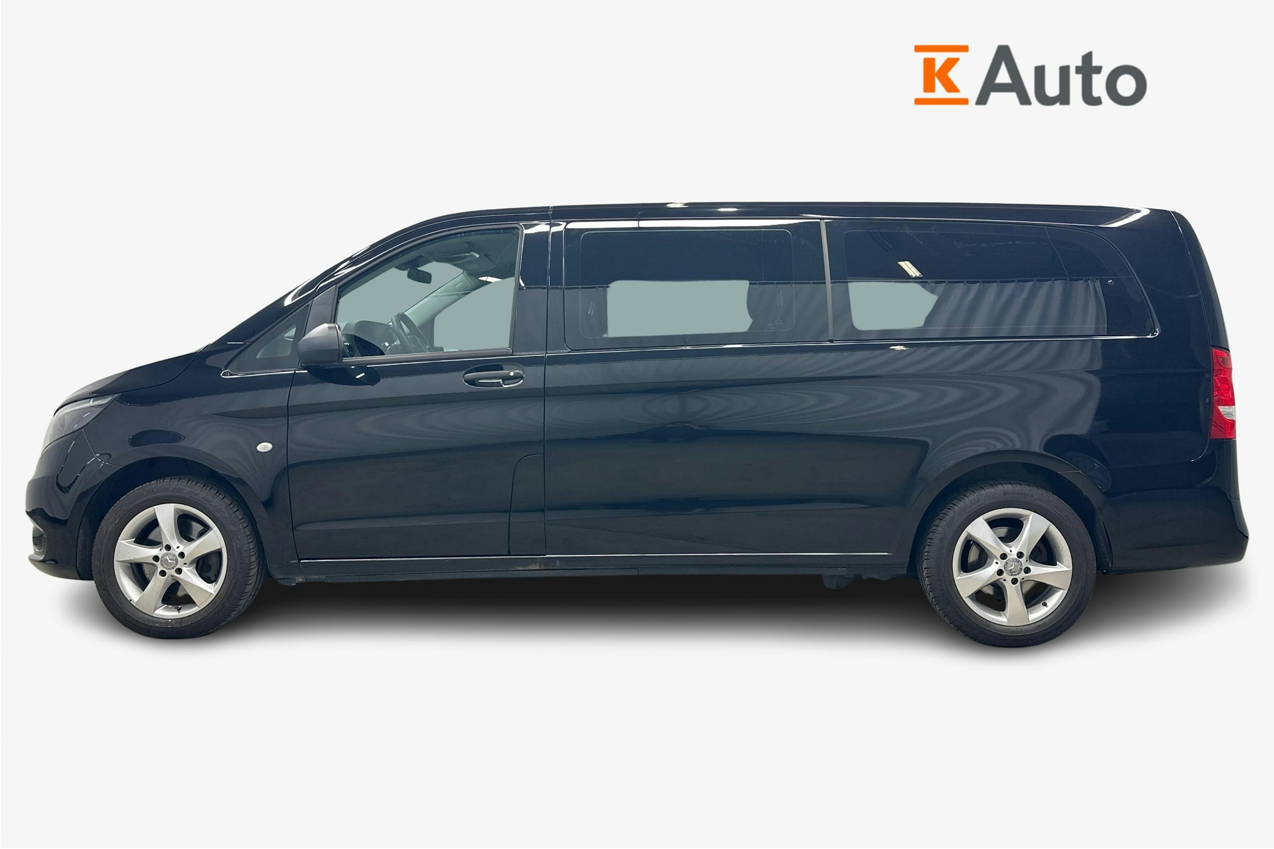 musta Mercedes-Benz Vito 2023 kuva 5.