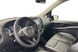 musta Mercedes-Benz Vito 2023 kuva 6.