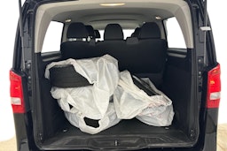 musta Mercedes-Benz Vito 2023 kuva 9.