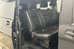 musta Mercedes-Benz Vito 2023 kuva 12.