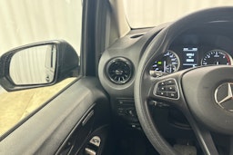 musta Mercedes-Benz Vito 2023 kuva 17.