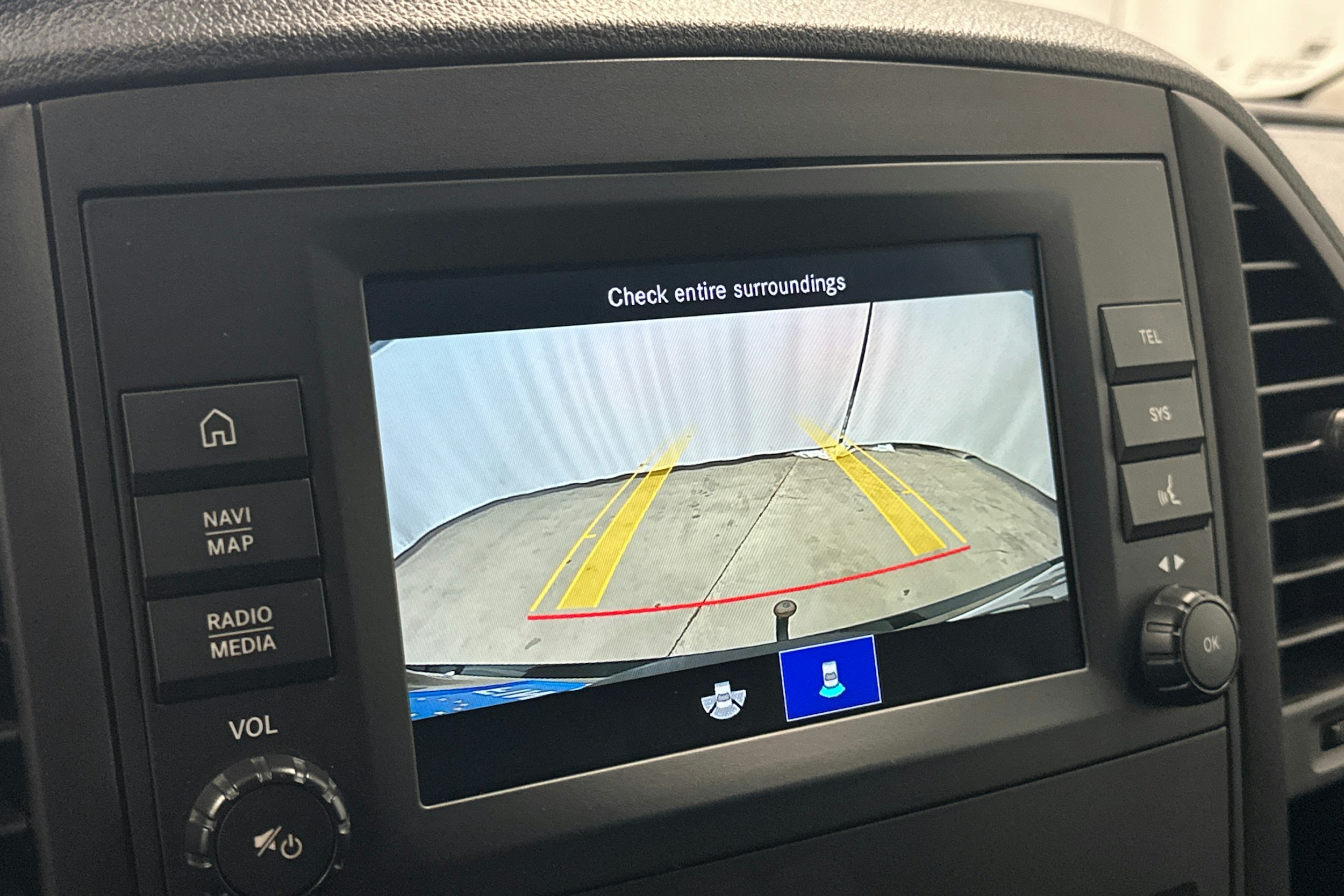 musta Mercedes-Benz Vito 2023 kuva 22.