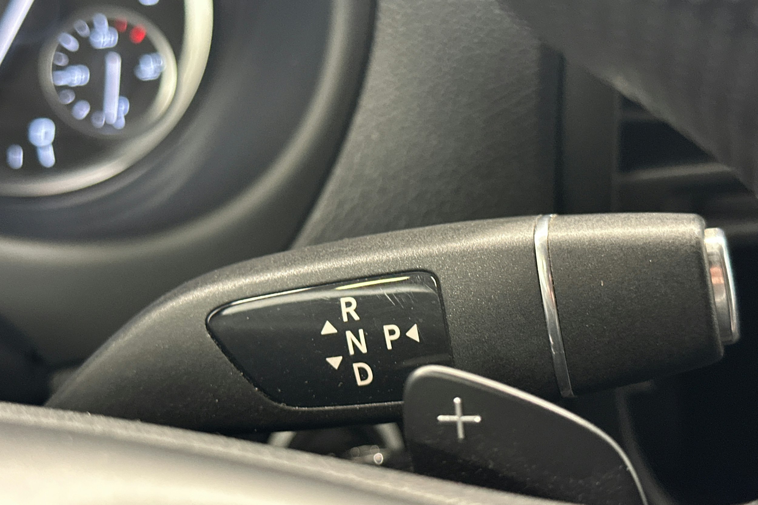 musta Mercedes-Benz Vito 2023 kuva 25.