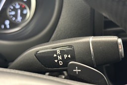 musta Mercedes-Benz Vito 2023 kuva 25.