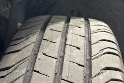 musta Mercedes-Benz Vito 2023 kuva 34.