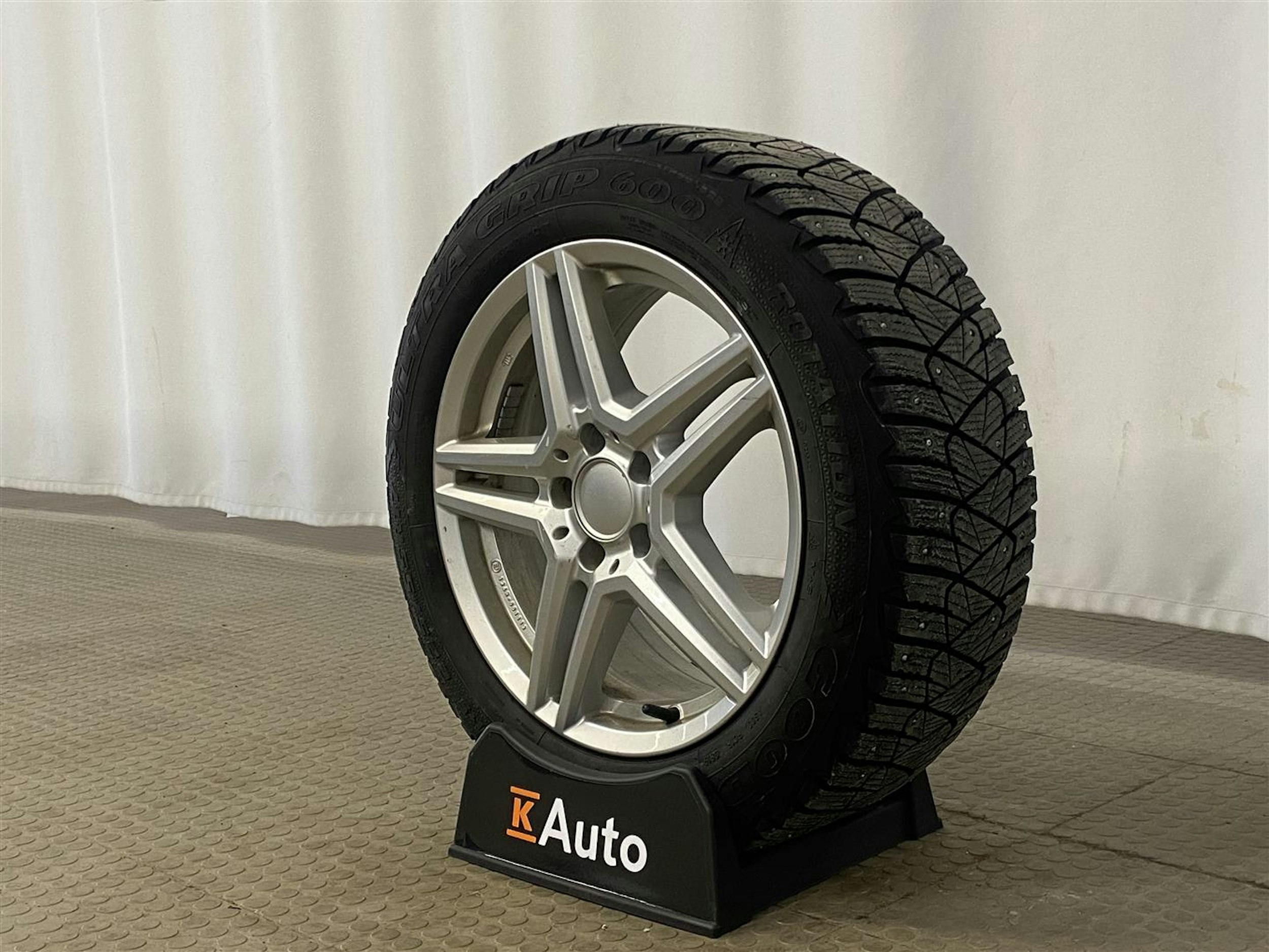 musta Mercedes-Benz Vito 2023 kuva 21.