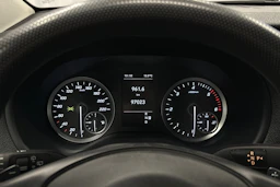 musta Mercedes-Benz Vito 2023 kuva 17.