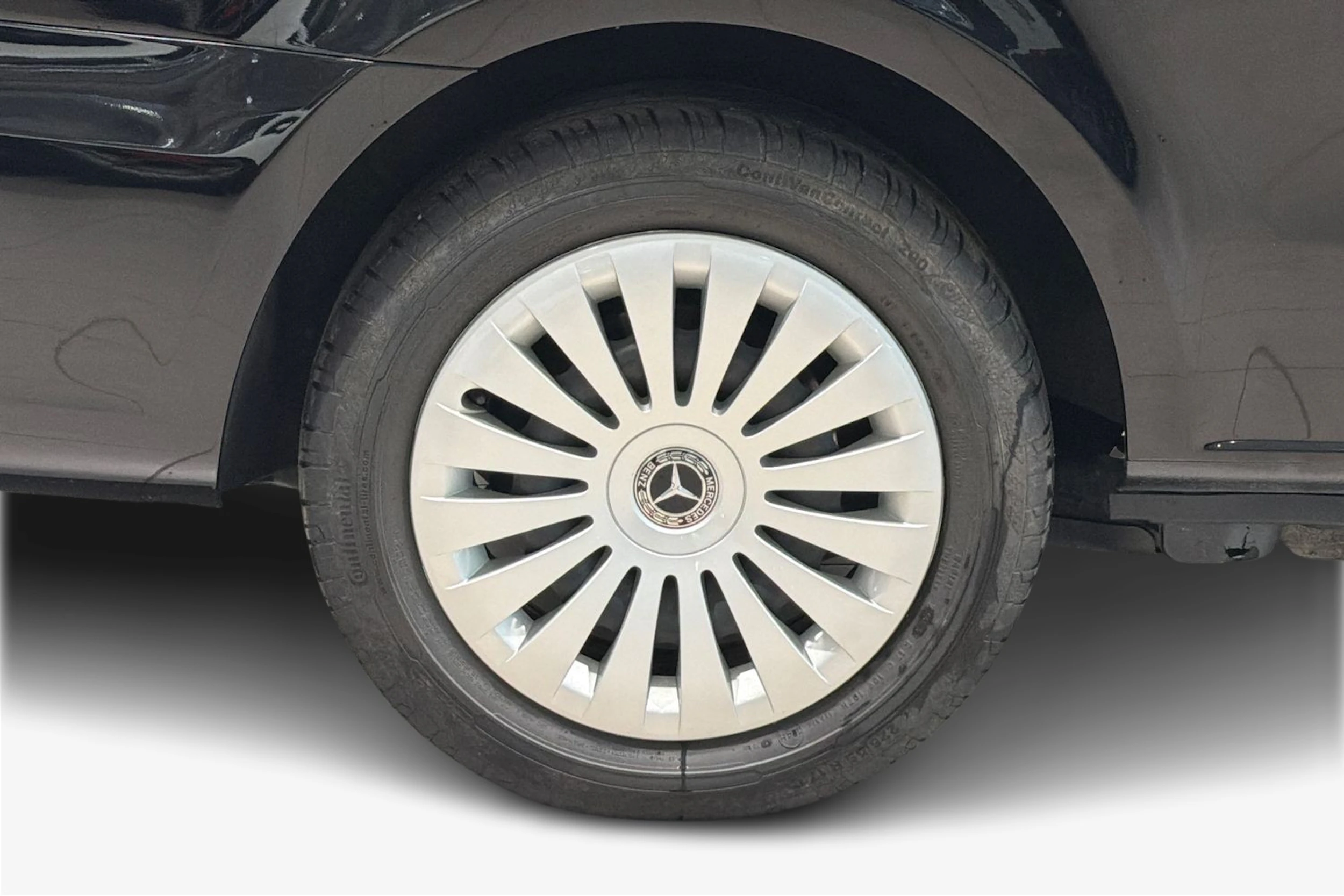 musta Mercedes-Benz Vito 2023 kuva 11.