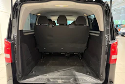 musta Mercedes-Benz Vito 2023 kuva 24.