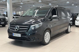 musta Mercedes-Benz Vito 2023 kuva 31.
