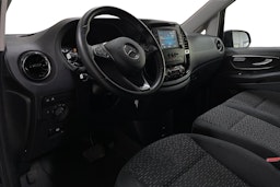 Musta Mercedes-Benz VITO 2023 kuva 7.