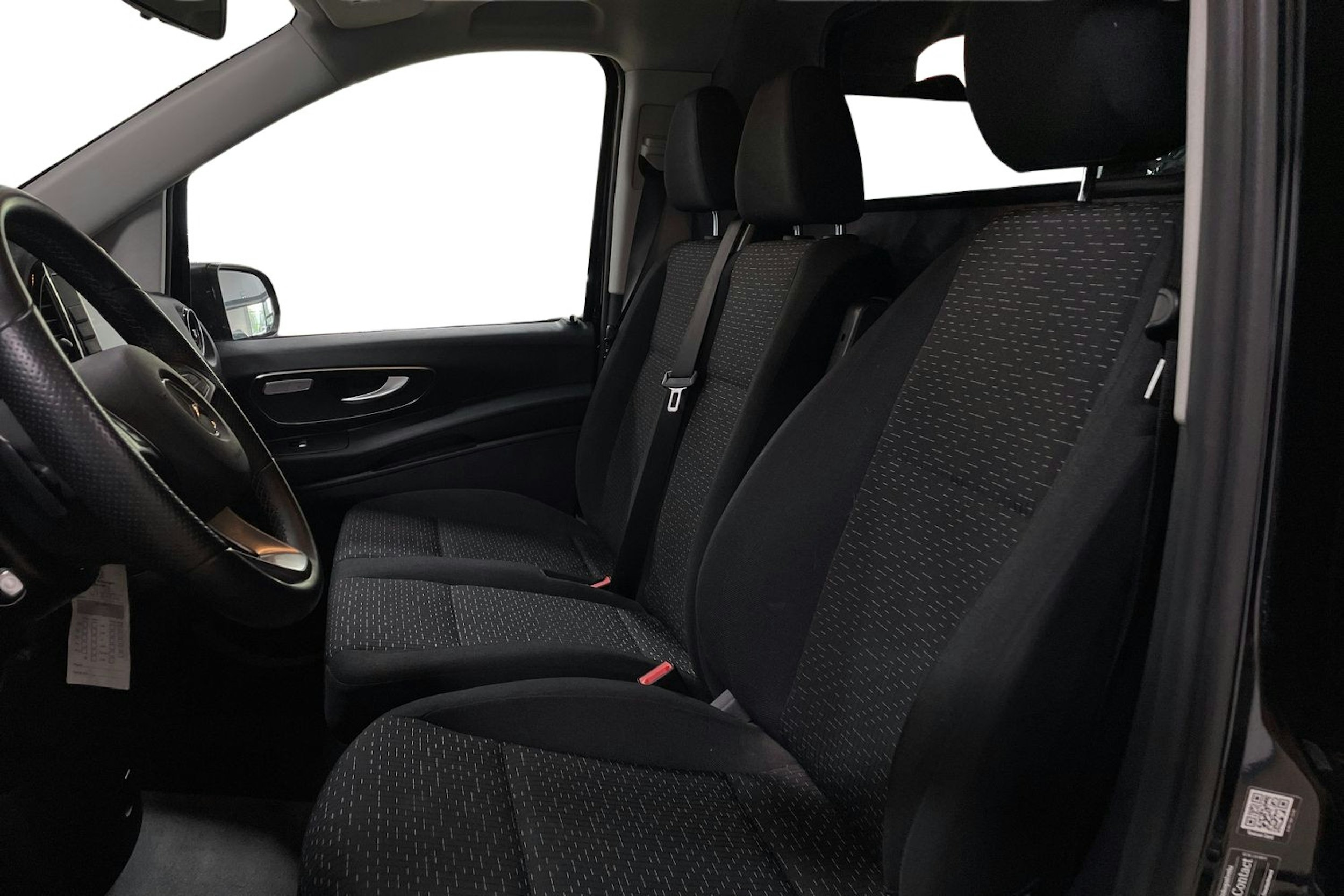 Musta Mercedes-Benz VITO 2023 kuva 10.