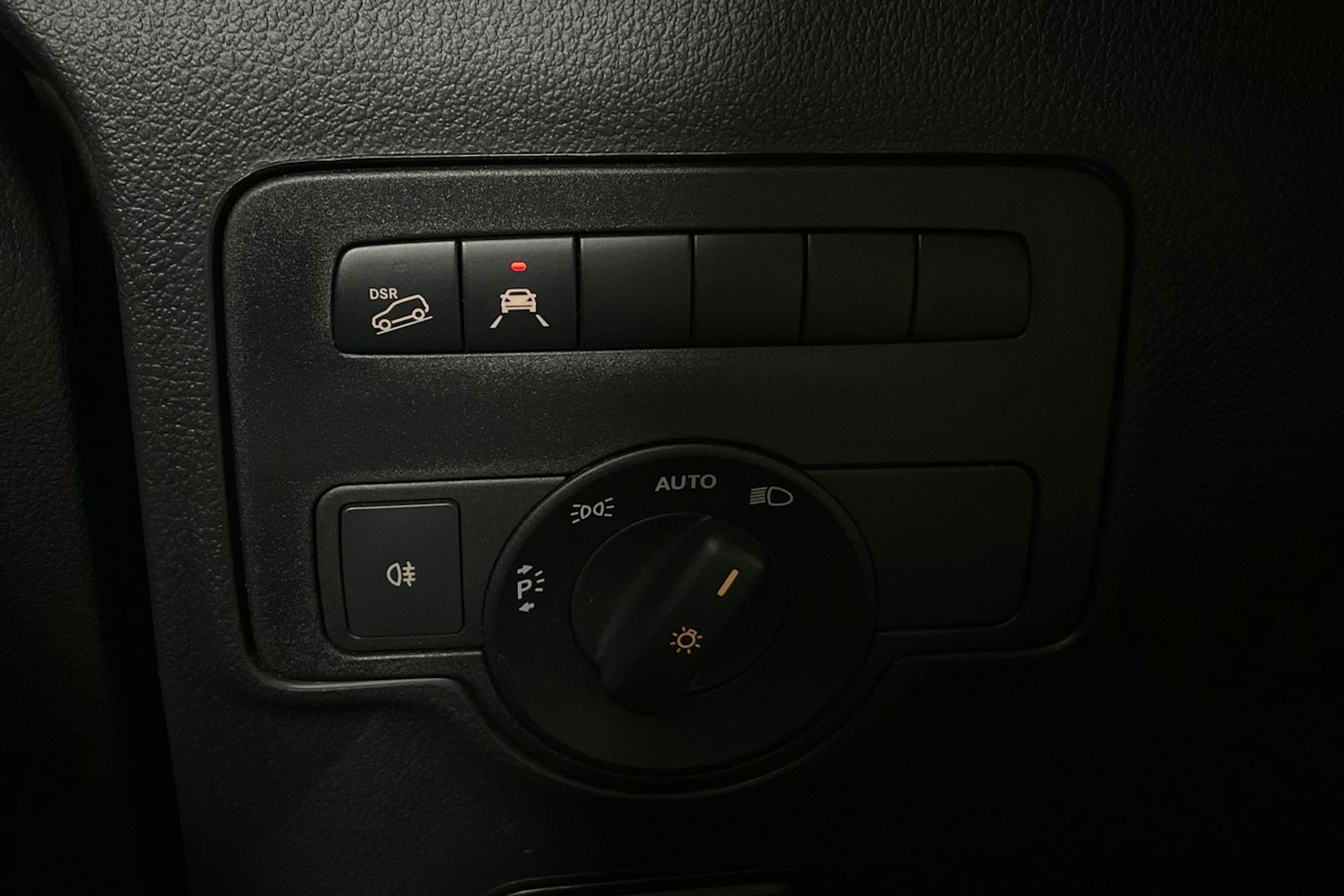 Musta Mercedes-Benz VITO 2023 kuva 15.