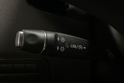 Musta Mercedes-Benz VITO 2023 kuva 18.