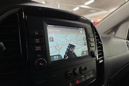 Musta Mercedes-Benz VITO 2023 kuva 22.