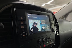 Musta Mercedes-Benz VITO 2023 kuva 23.