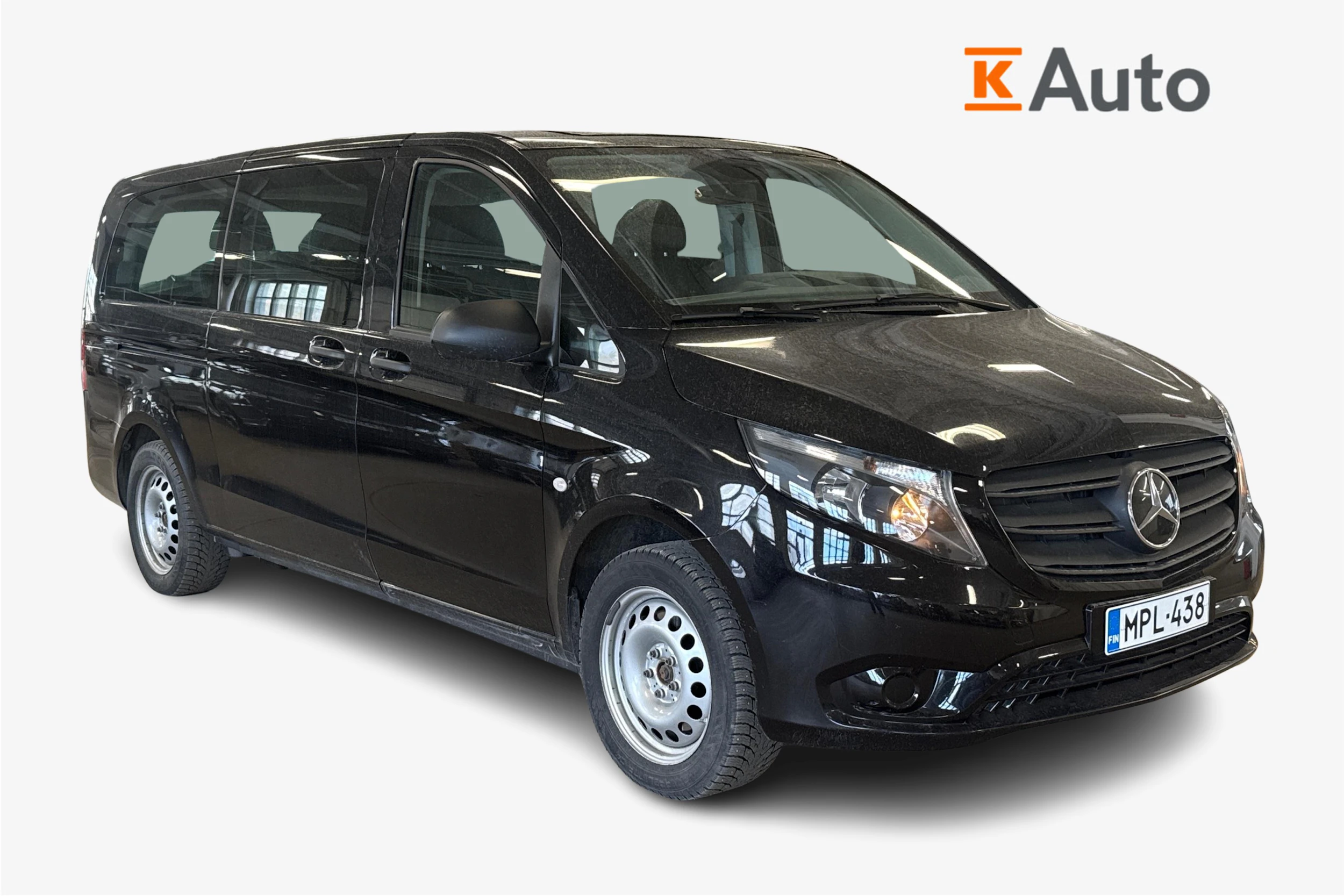 musta Mercedes-Benz Vito 2023 kuva 1.