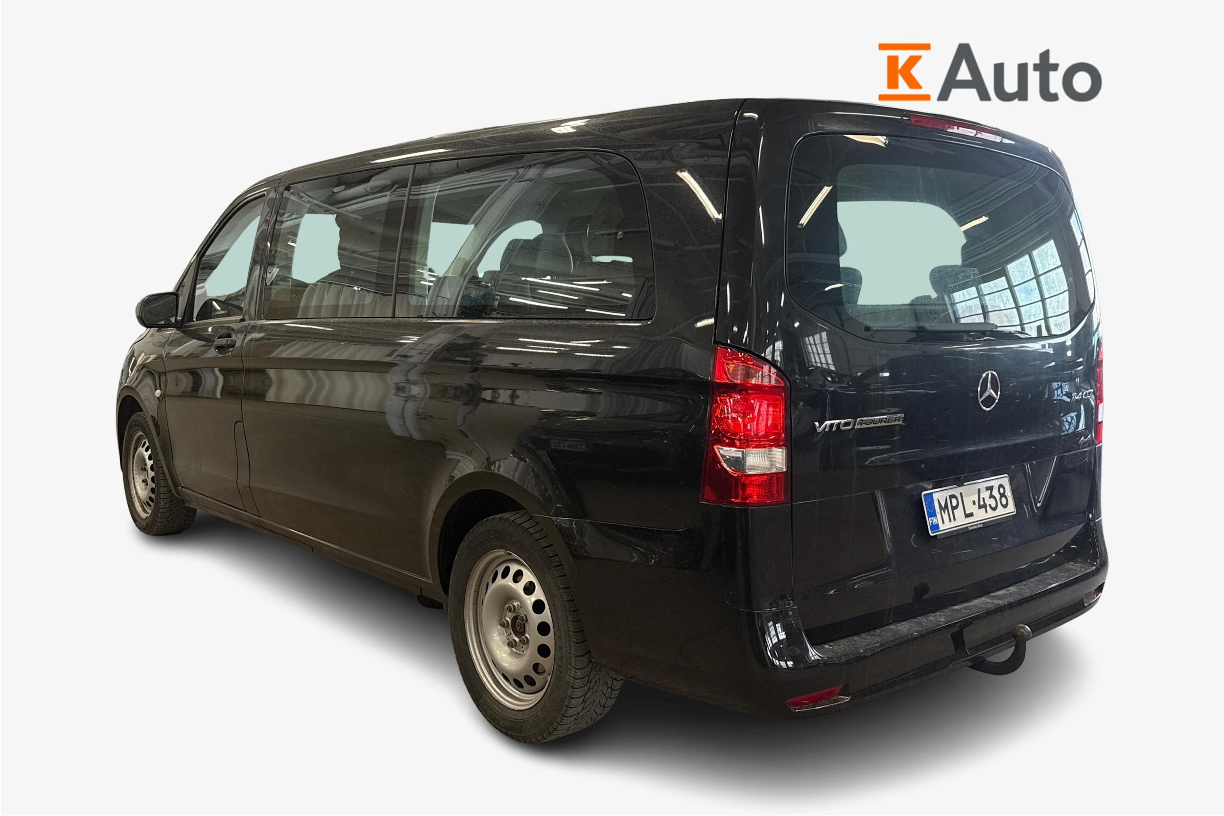 musta Mercedes-Benz Vito 2023 kuva 2.