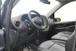 musta Mercedes-Benz Vito 2023 kuva 3.