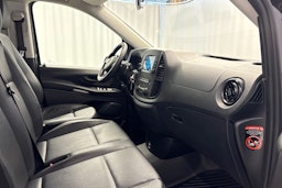 musta Mercedes-Benz Vito 2023 kuva 7.