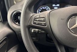 musta Mercedes-Benz Vito 2023 kuva 11.