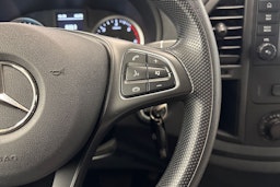 musta Mercedes-Benz Vito 2023 kuva 12.