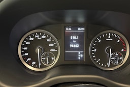 musta Mercedes-Benz Vito 2023 kuva 13.