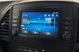 musta Mercedes-Benz Vito 2023 kuva 17.