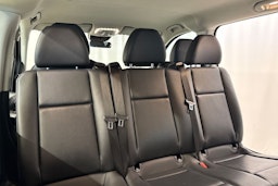 musta Mercedes-Benz Vito 2023 kuva 24.