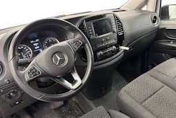 Valkoinen Mercedes-Benz Vito 2023 kuva 9.