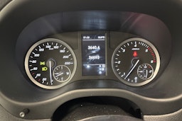 Valkoinen Mercedes-Benz Vito 2023 kuva 16.