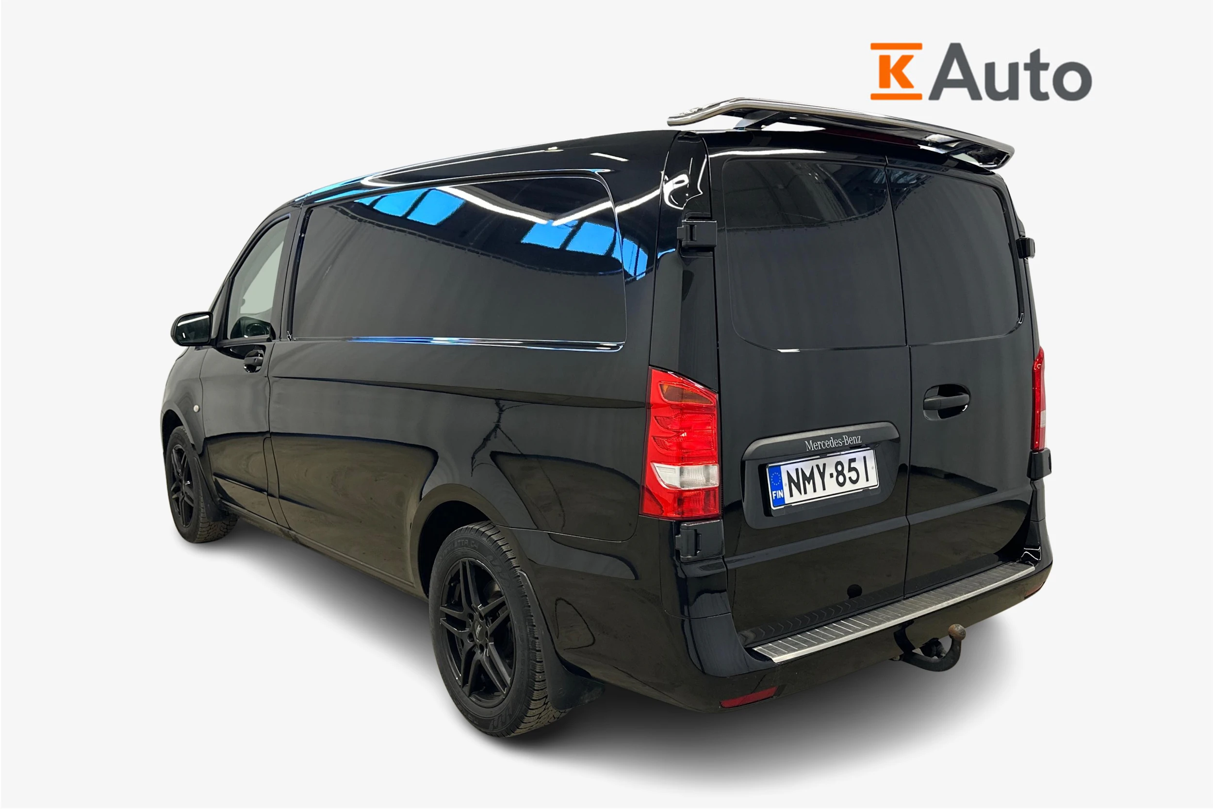 musta Mercedes-Benz Vito 2023 kuva 2.