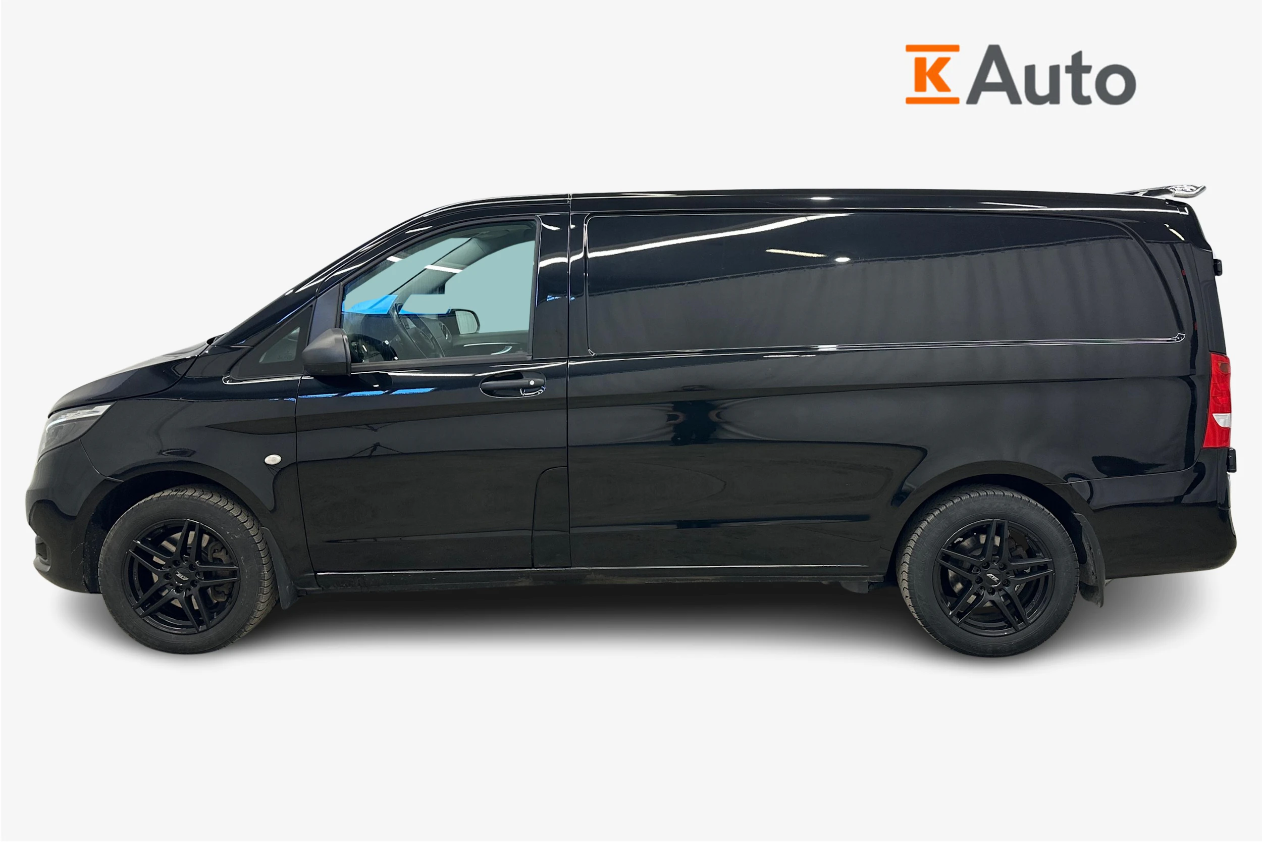 musta Mercedes-Benz Vito 2023 kuva 5.