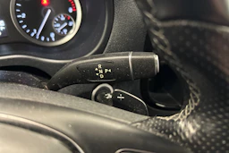 musta Mercedes-Benz Vito 2023 kuva 20.