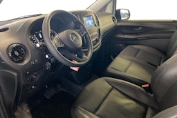 valkoinen Mercedes-Benz Vito 2023 kuva 3.