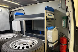 valkoinen Mercedes-Benz Vito 2023 kuva 24.